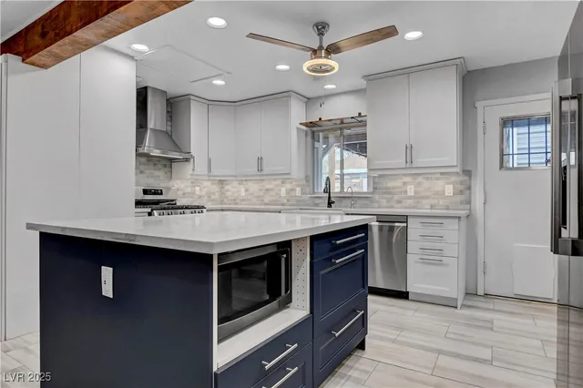 $2,500 | 443 National Street, Henderson, NV 89015