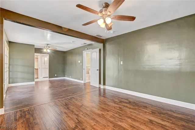 $2,500 | 443 National Street, Henderson, NV 89015