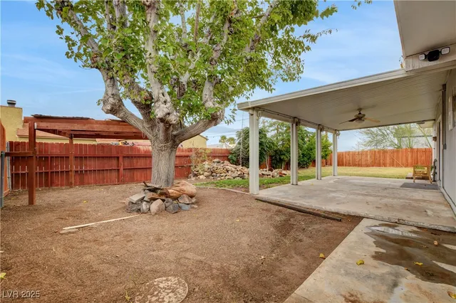 $2,500 | 443 National Street, Henderson, NV 89015