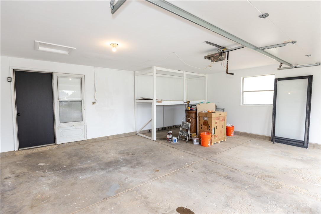 2943 Imperial Boulevard Springfield, OH 45503 - Photo 26 of 45