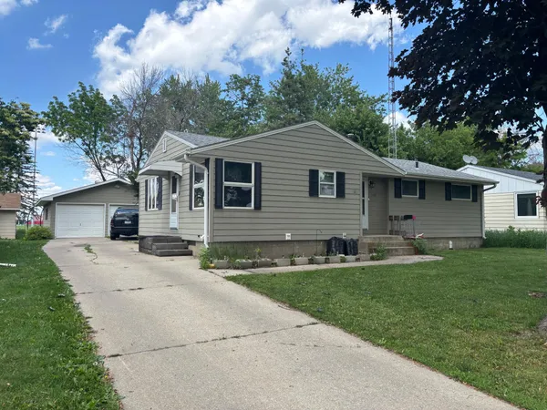 $289,500 | 1103 Wilbur Street, Worthington, MN 56187