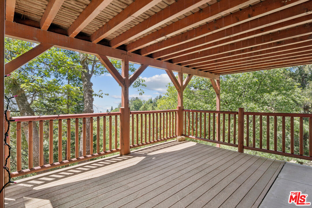 4 Winding Way Running Springs, CA 92382 - Photo 36 of 49