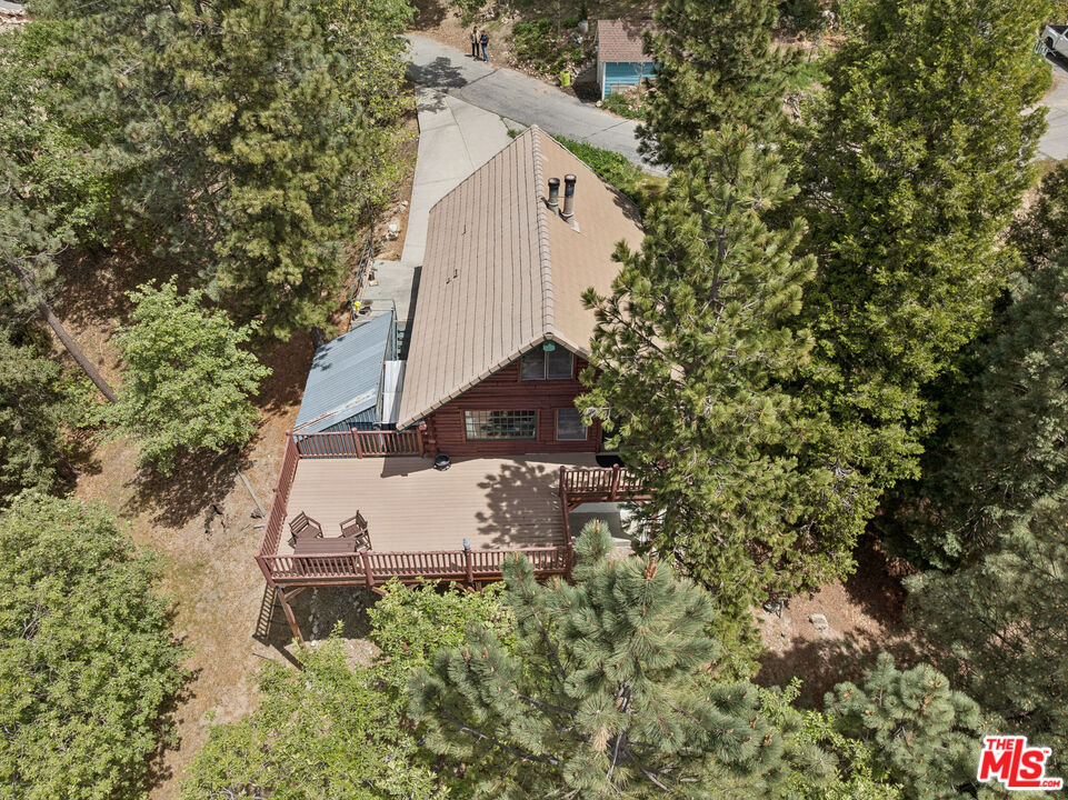 4 Winding Way Running Springs, CA 92382 - Photo 40 of 49