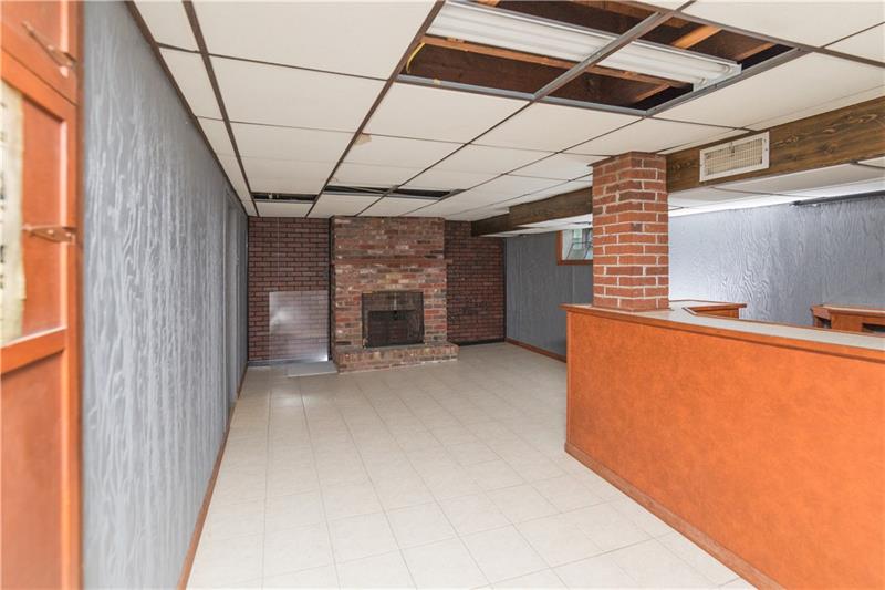 1005 Connor Road Pittsburgh, PA 15234 - Photo 16 of 20 Gallery Image 16