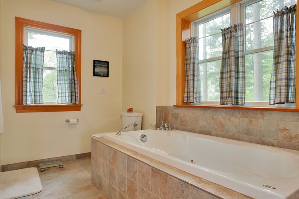 33 Hale Road Stow, MA 01775 - Photo 12 of 24 Gallery Image 12