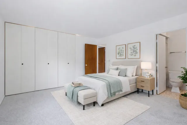 $2,000 | 2650 Brookwood Way Drive, Unit 201B, Rolling Meadows, IL 60008