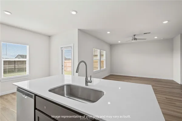 $2,450 | 975 Lady Bird Lane, College Station, TX 77845