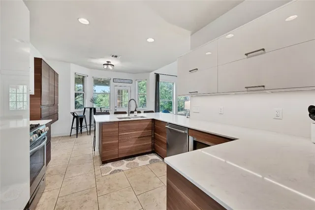 $2,999 | 14425 American Kestrel Drive, Austin, TX 78738