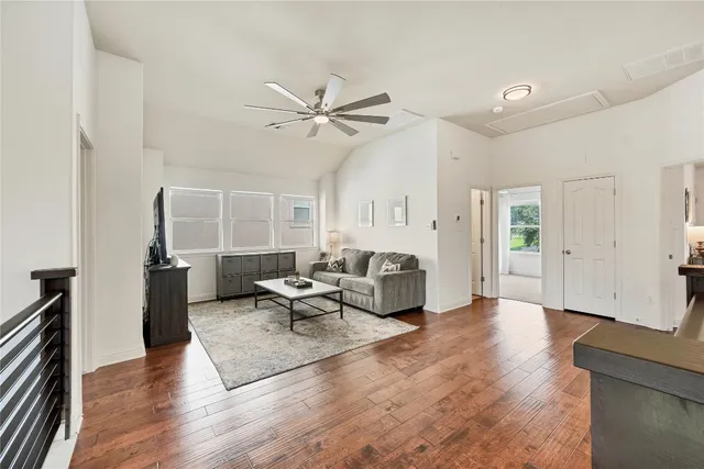 $2,999 | 14425 American Kestrel Drive, Austin, TX 78738