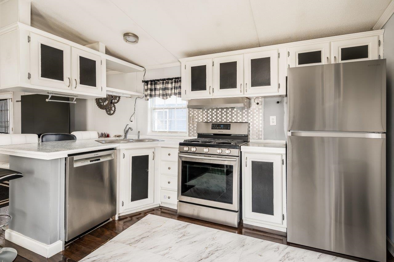 7 Cornwall Street Exeter, NH 03833 - Photo 4 of 29 Gallery Image 4