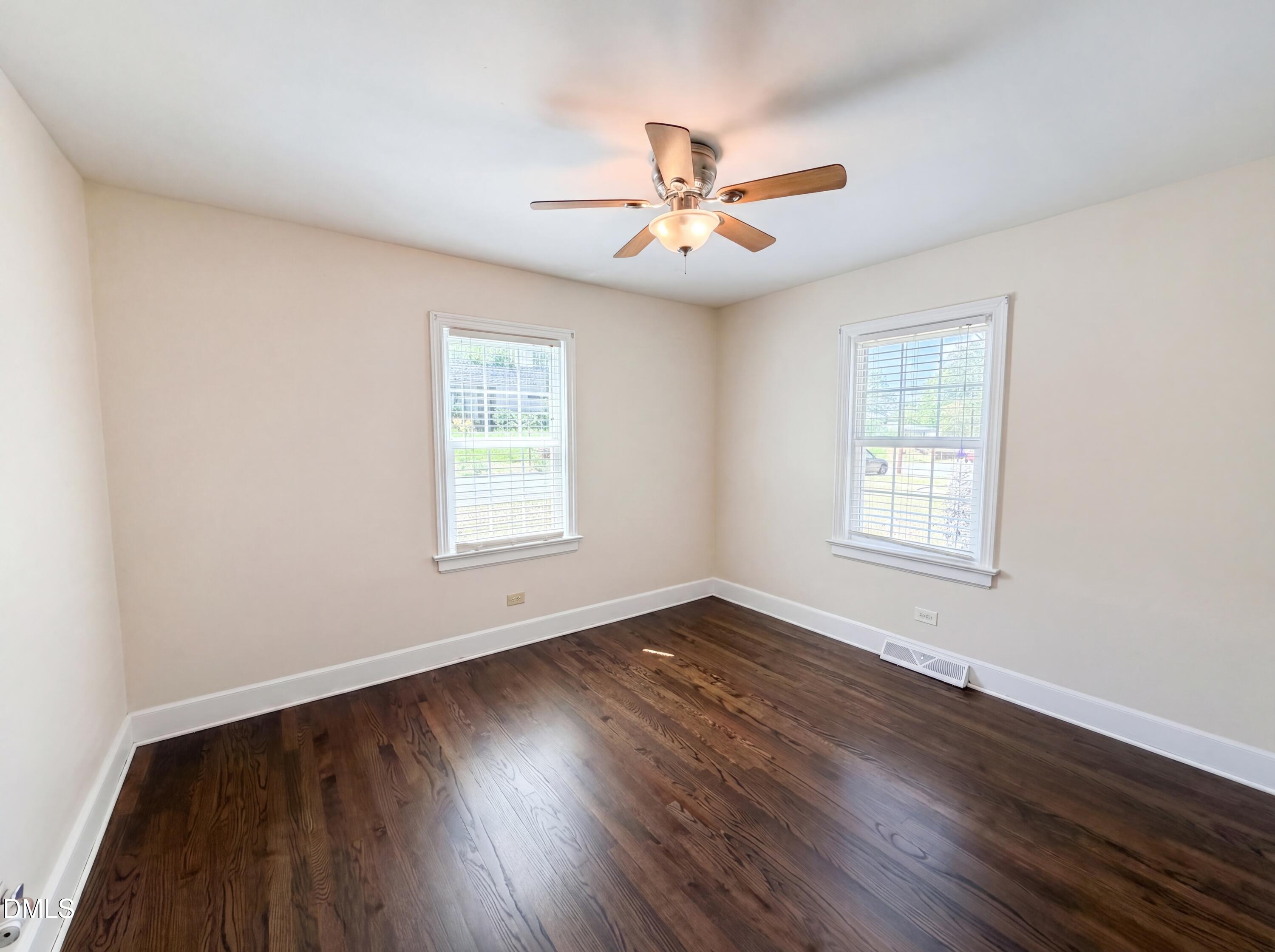 127 Nelson Street Durham, NC 27707 - Photo 4 of 16 listing_3