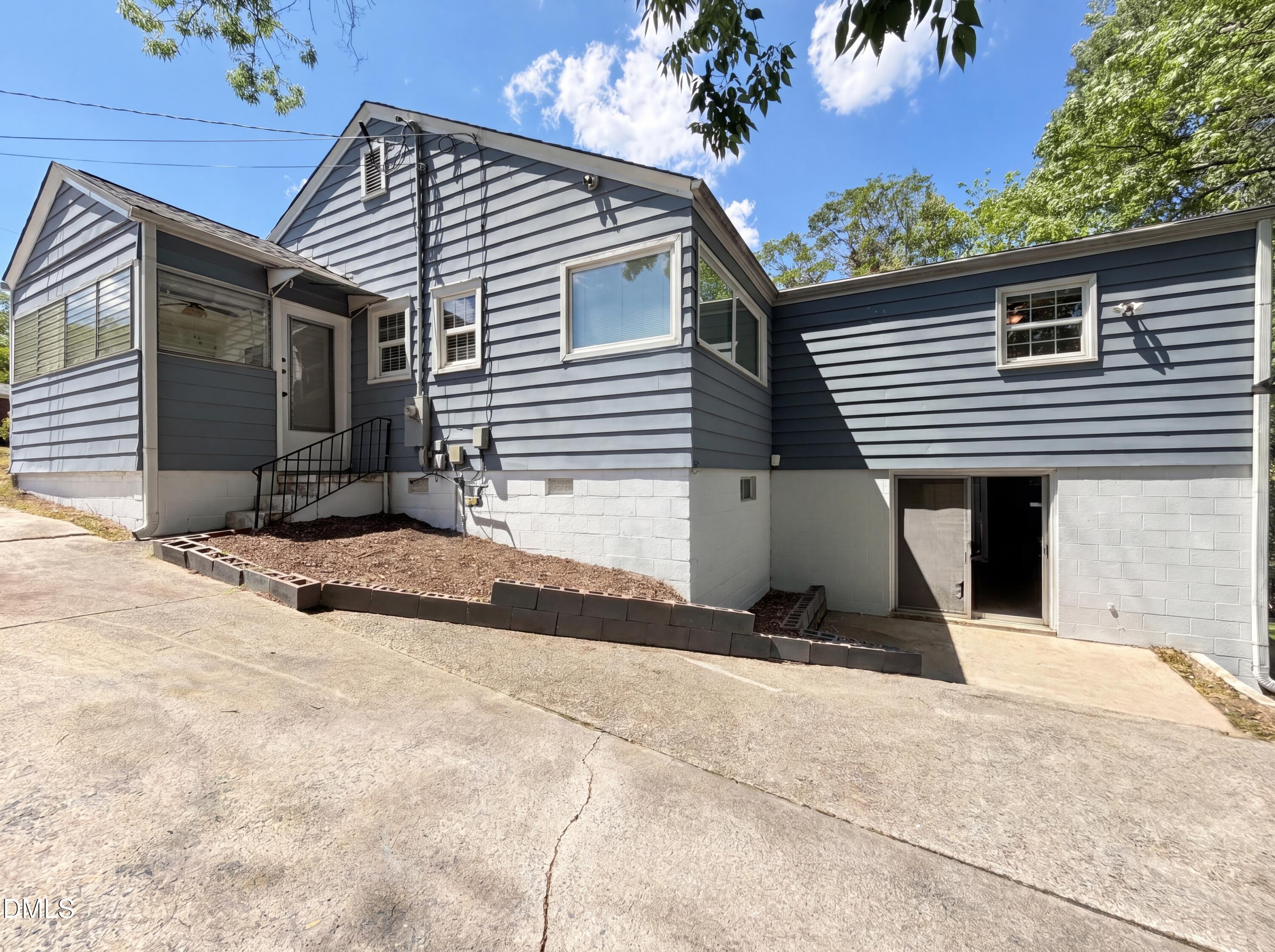 127 Nelson Street Durham, NC 27707 - Photo 5 of 16 listing_4