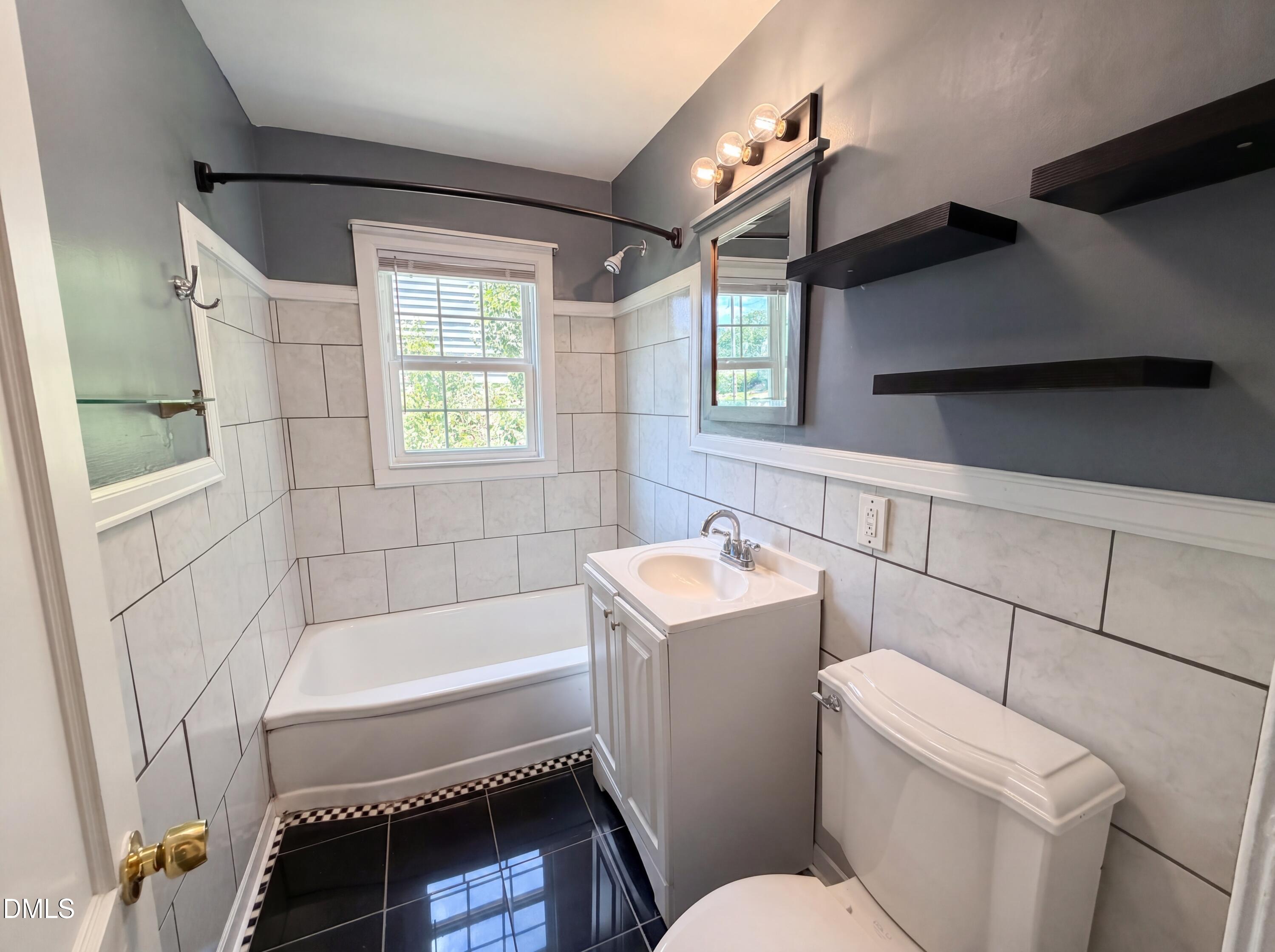 127 Nelson Street Durham, NC 27707 - Photo 6 of 16 listing_5