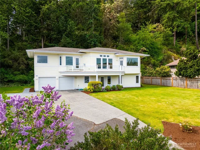 $585,000 | 837 Shoshone Drive, La Conner, WA 98257