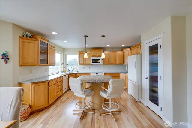 $585,000 | 837 Shoshone Drive, La Conner, WA 98257