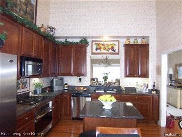 5179 Belmonte Drive, Unit 50 Rochester, MI 48306 - Photo 9 of 58