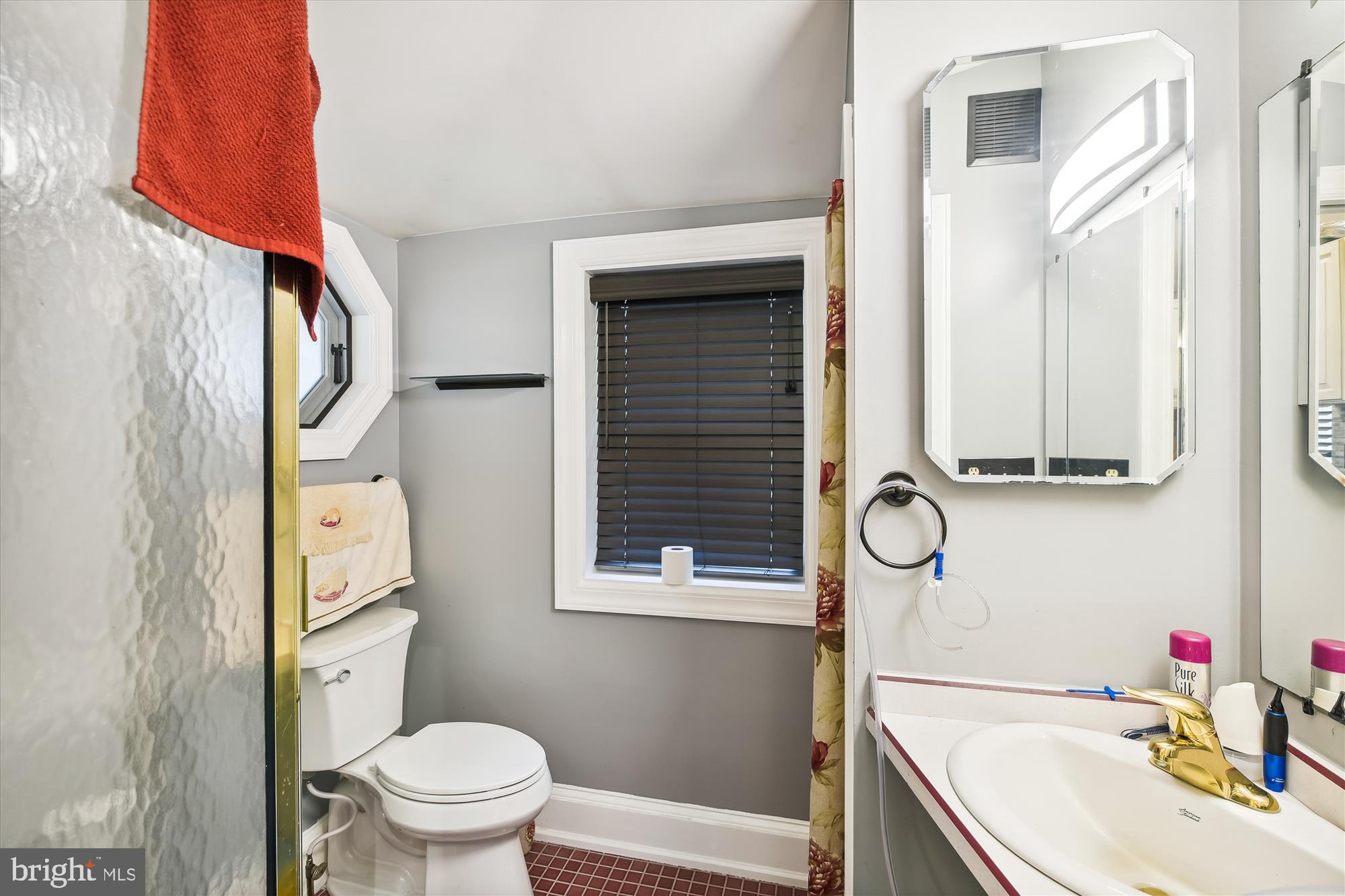 1721 Grandview Road Pasadena, MD 21122 - Photo 23 of 32 Bath