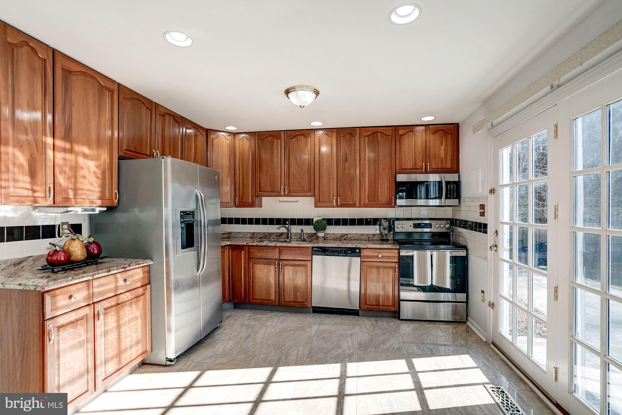 2315 Rosedown Drive Reston, VA 20191 - Photo 11 of 36