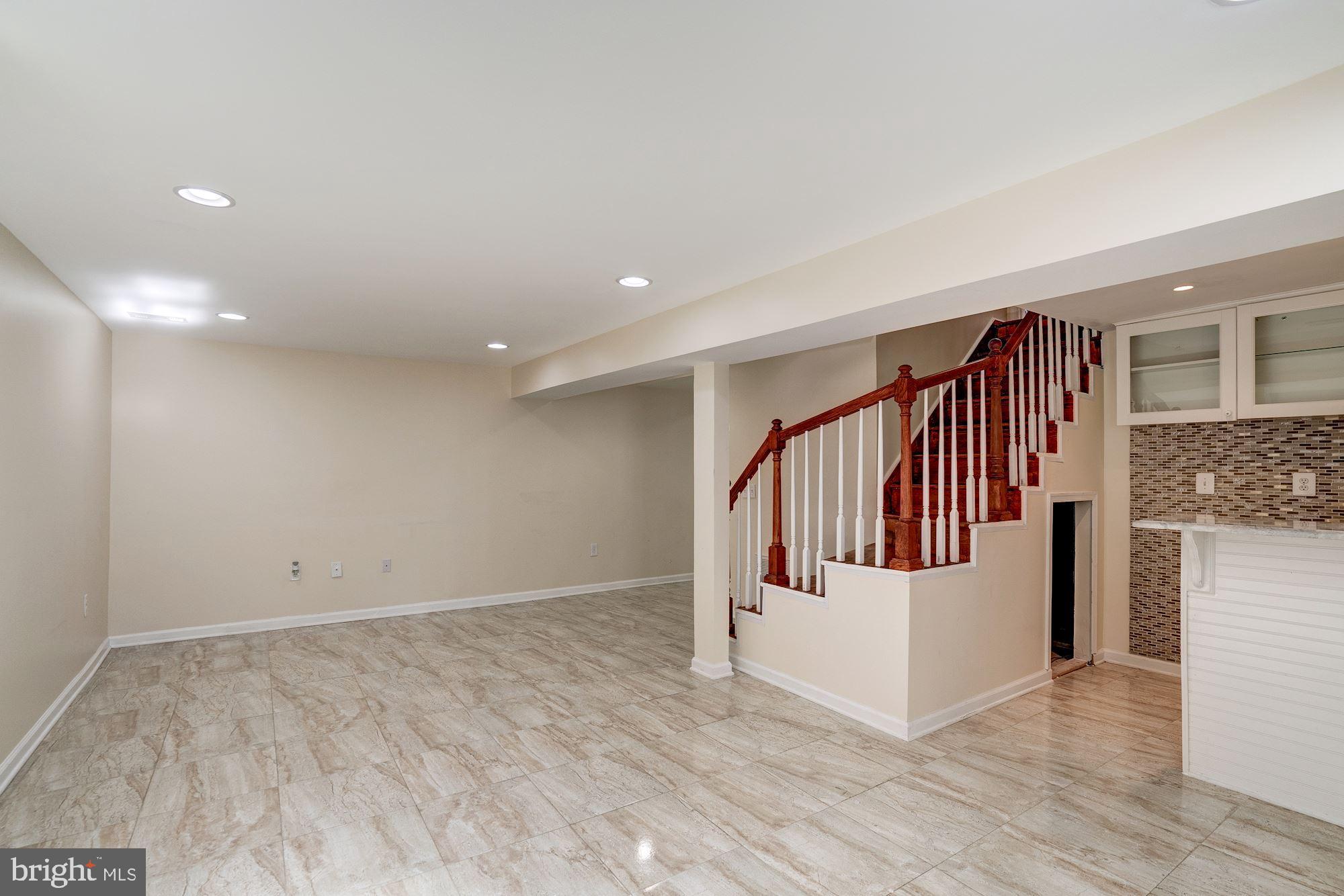 2315 Rosedown Drive Reston, VA 20191 - Photo 27 of 36