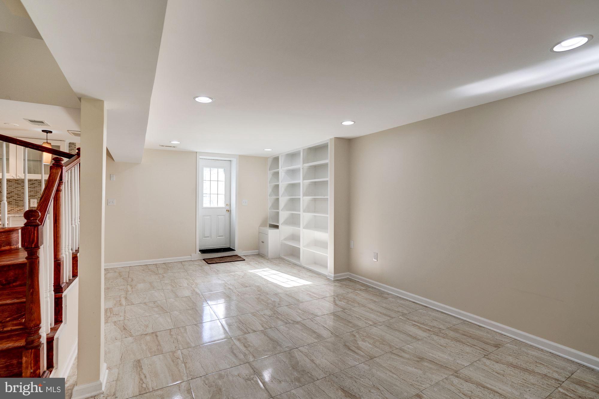 2315 Rosedown Drive Reston, VA 20191 - Photo 28 of 36