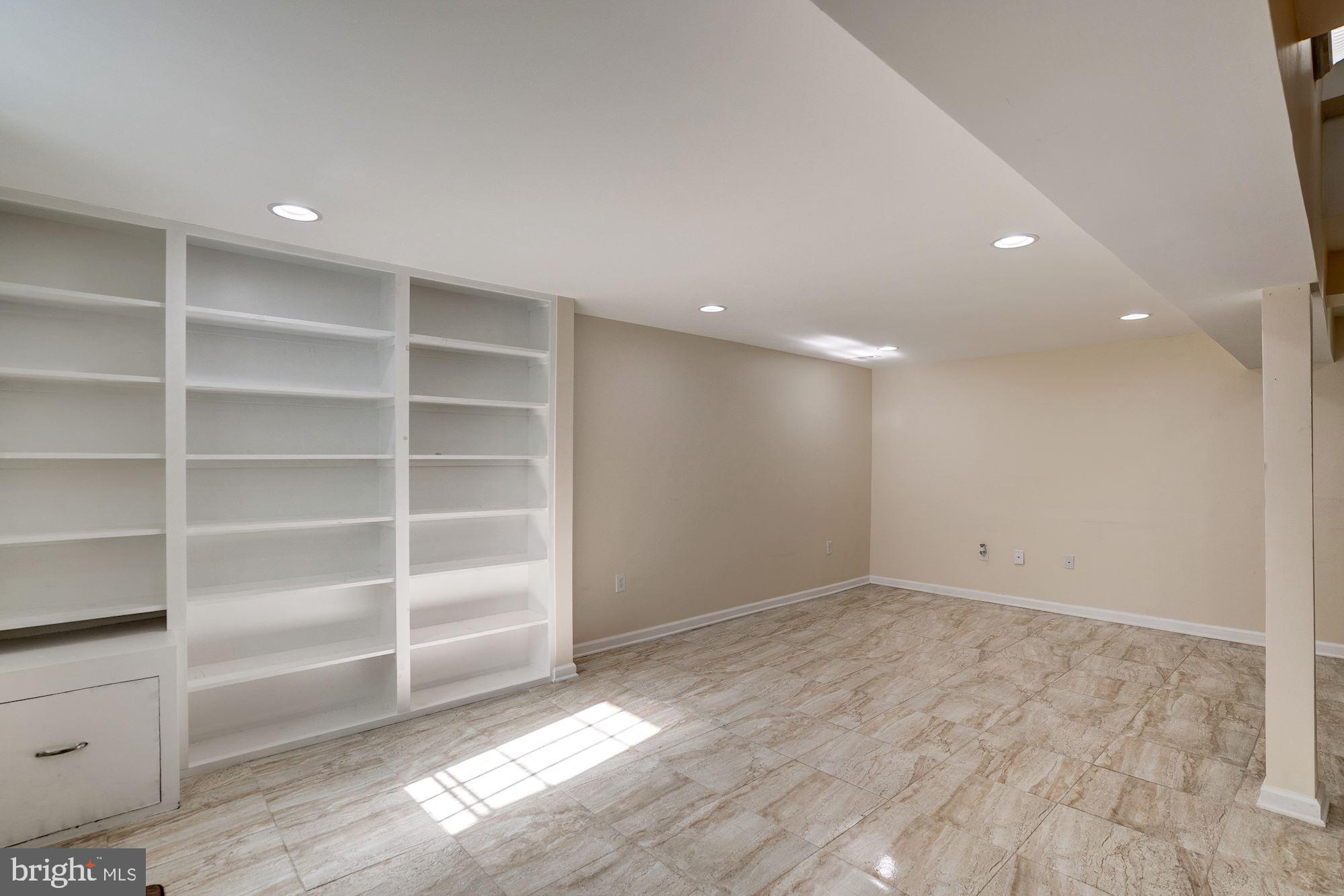 2315 Rosedown Drive Reston, VA 20191 - Photo 29 of 36