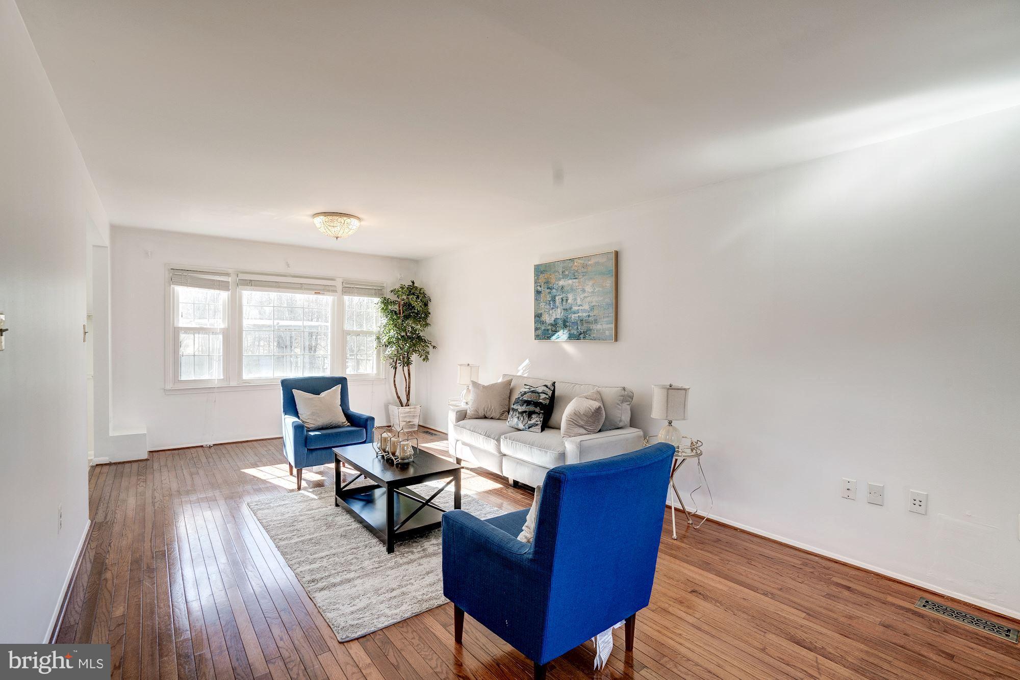2315 Rosedown Drive Reston, VA 20191 - Photo 6 of 36