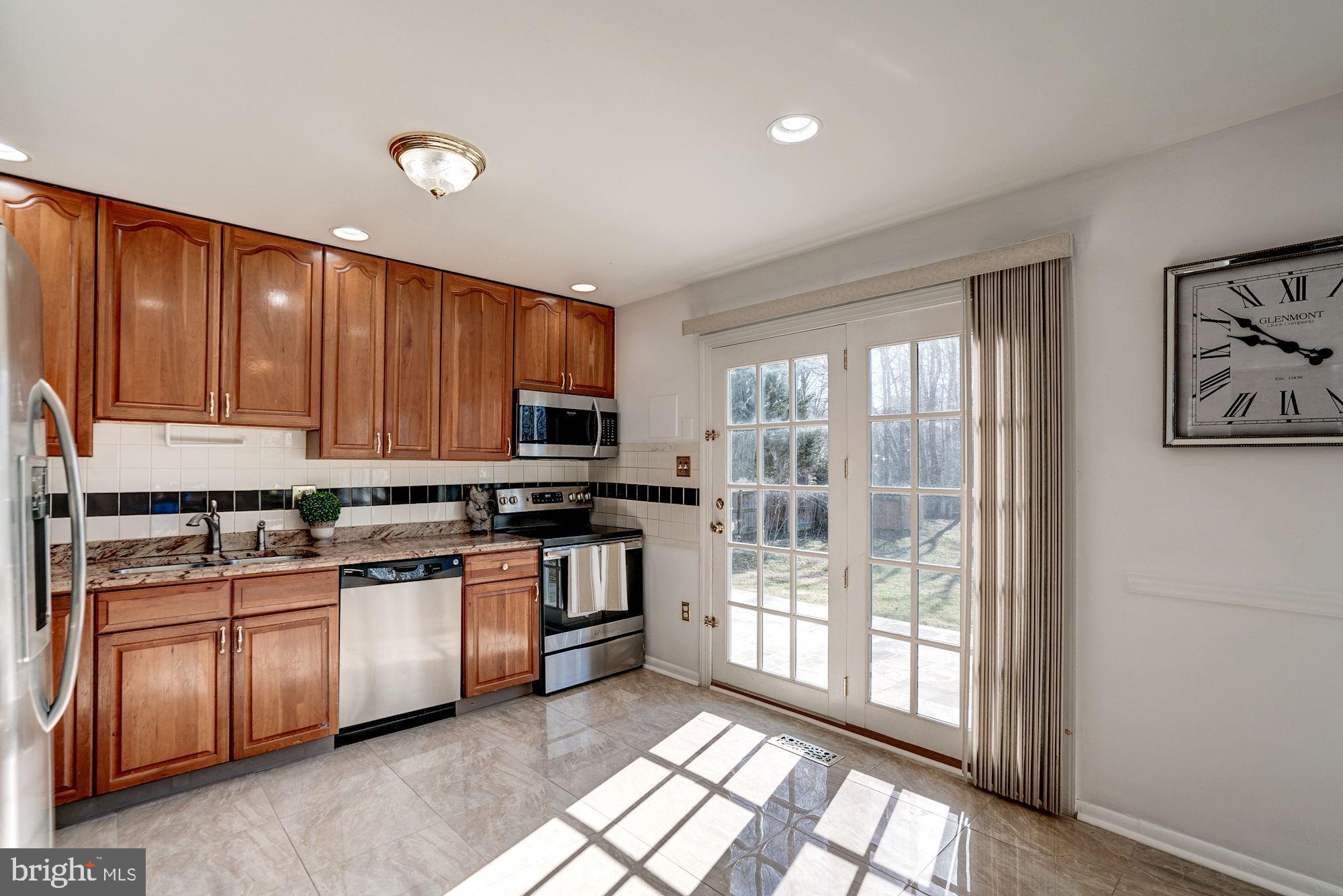 2315 Rosedown Drive Reston, VA 20191 - Photo 10 of 36