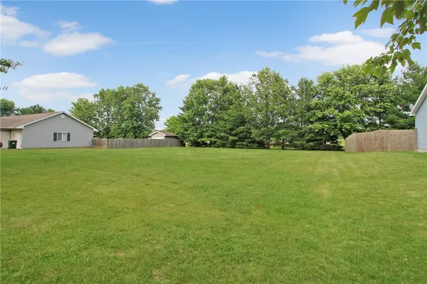 $28,500 | Lot 35 Tanglewood Drive, Charleston, IL 61920