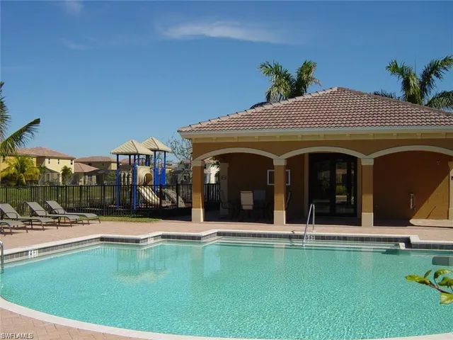 $2,100 | 10201 Olivewood Way, Unit 159, Estero, FL 33928