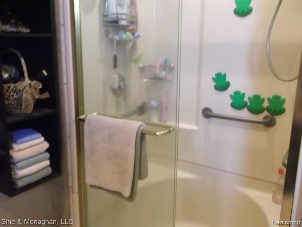4430 Cribbins Road North Street, MI 48049 - Photo 9 of 15 9 walk in shower.jpg