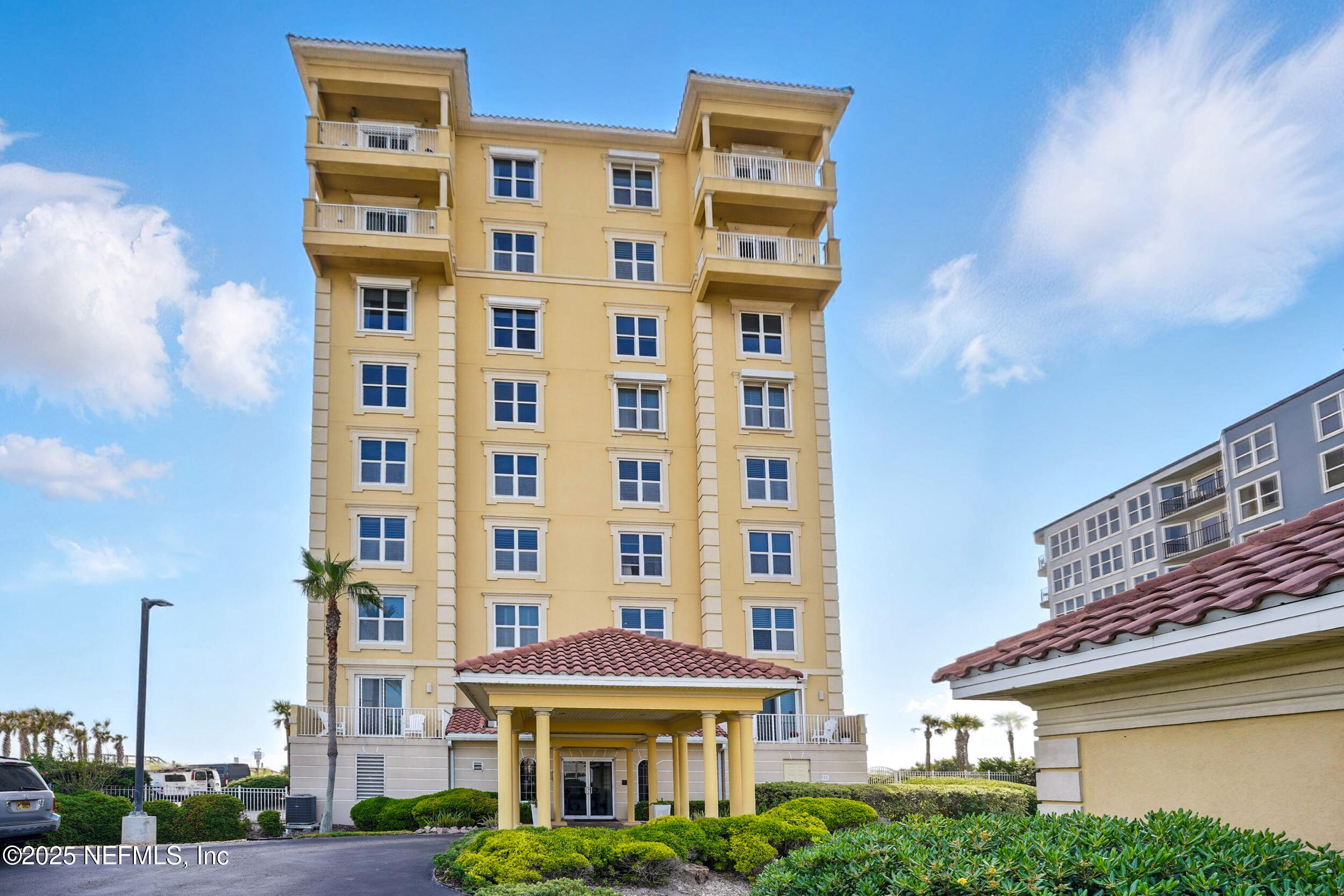 1505 1st Street South, Unit 302 Jacksonville Beach, FL 32250 - Photo 4 of 57 a front view of a building
