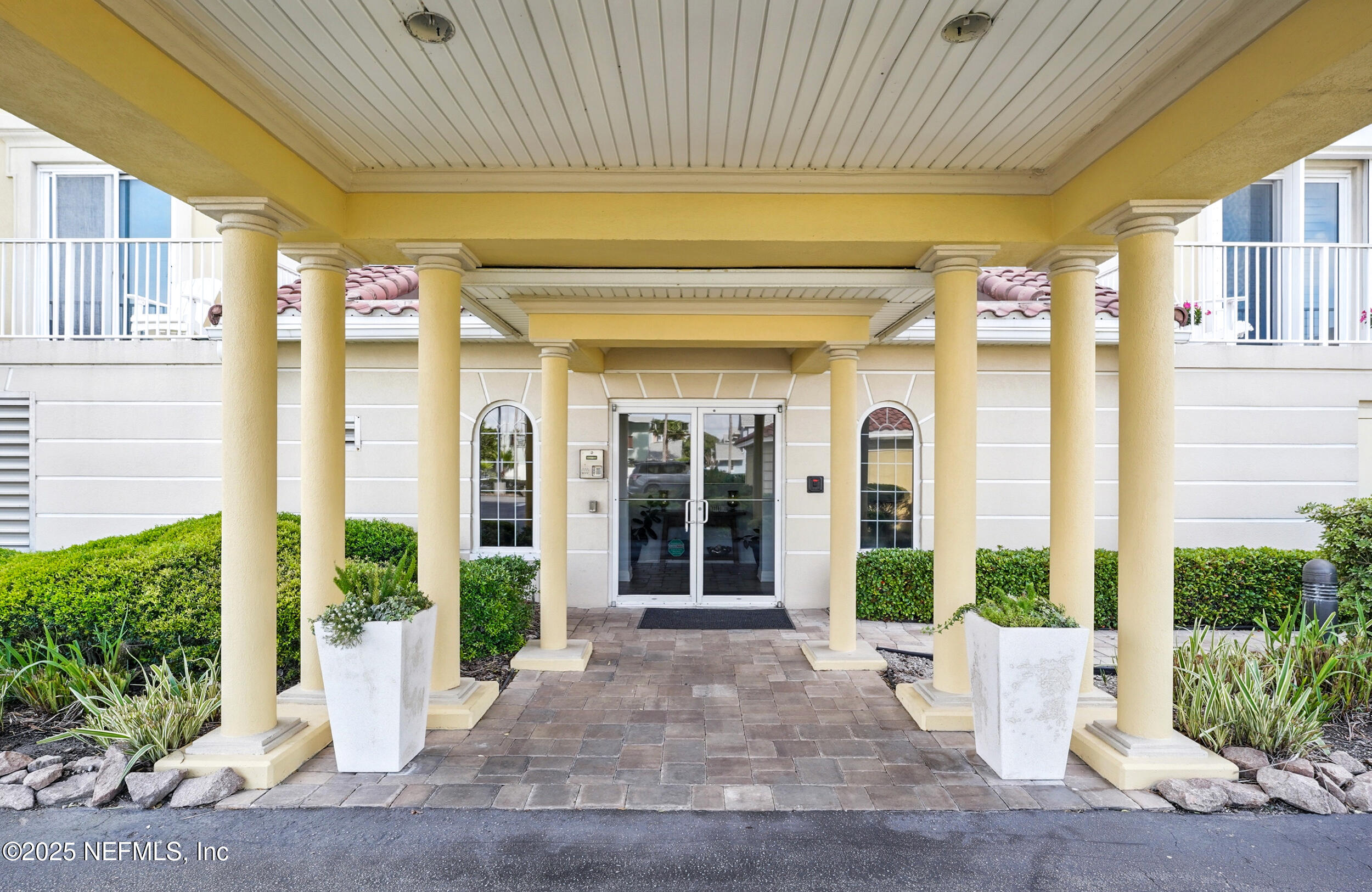 1505 1st Street South, Unit 302 Jacksonville Beach, FL 32250 - Photo 5 of 57 1505 first st s unit 302-005