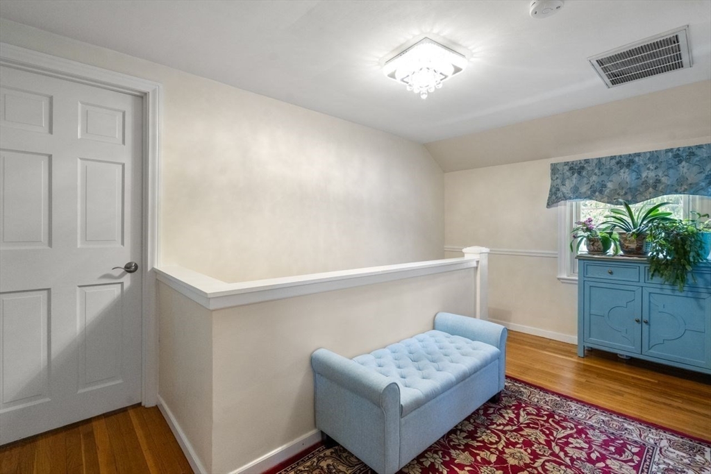 560 Worcester Street Wellesley, MA 02481 - Photo 14 of 29