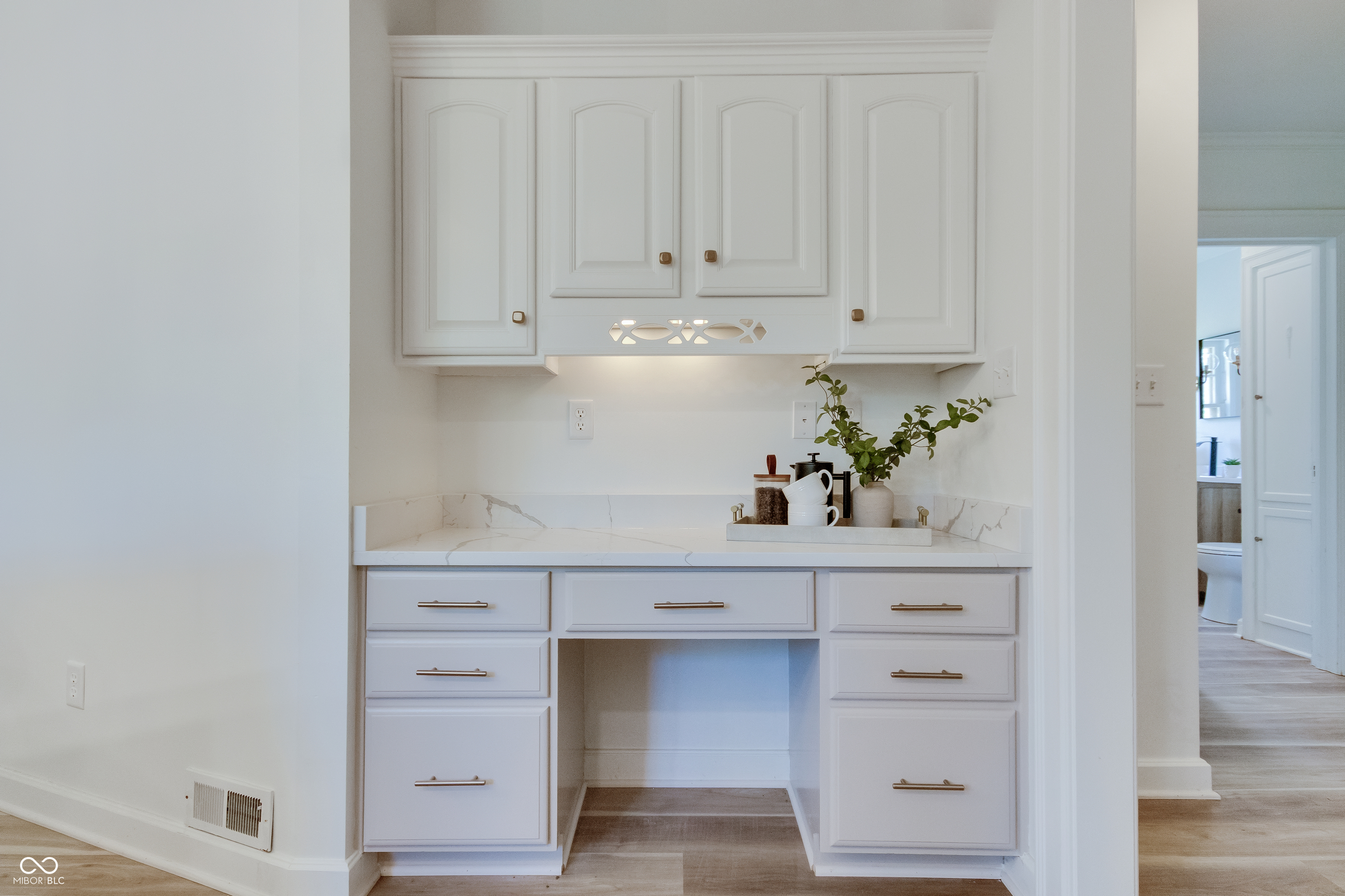 6502 Allisonville Road Indianapolis, IN 46220 - Photo 17 of 40