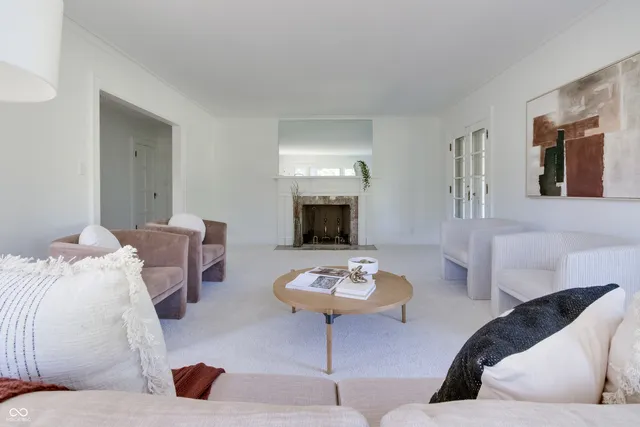 $848,000 | 6502 Allisonville Road, Indianapolis, IN 46220