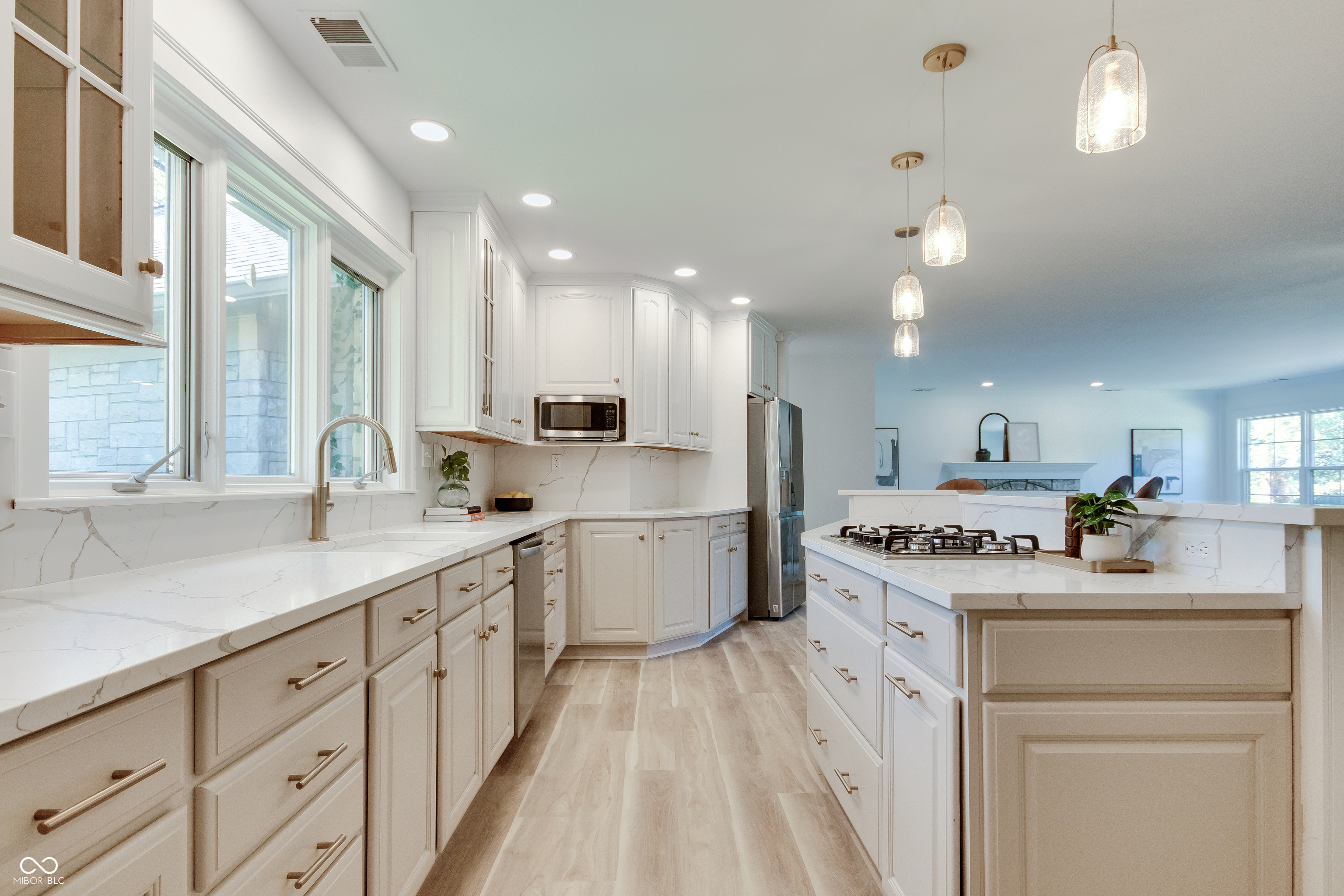 6502 Allisonville Road Indianapolis, IN 46220 - Photo 3 of 40