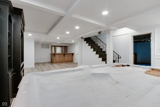 $848,000 | 6502 Allisonville Road, Indianapolis, IN 46220