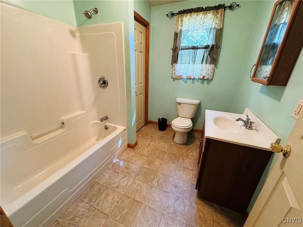 427 Sheldon Road Dryden, NY 13068 - Photo 22 of 30 Second Full Bath