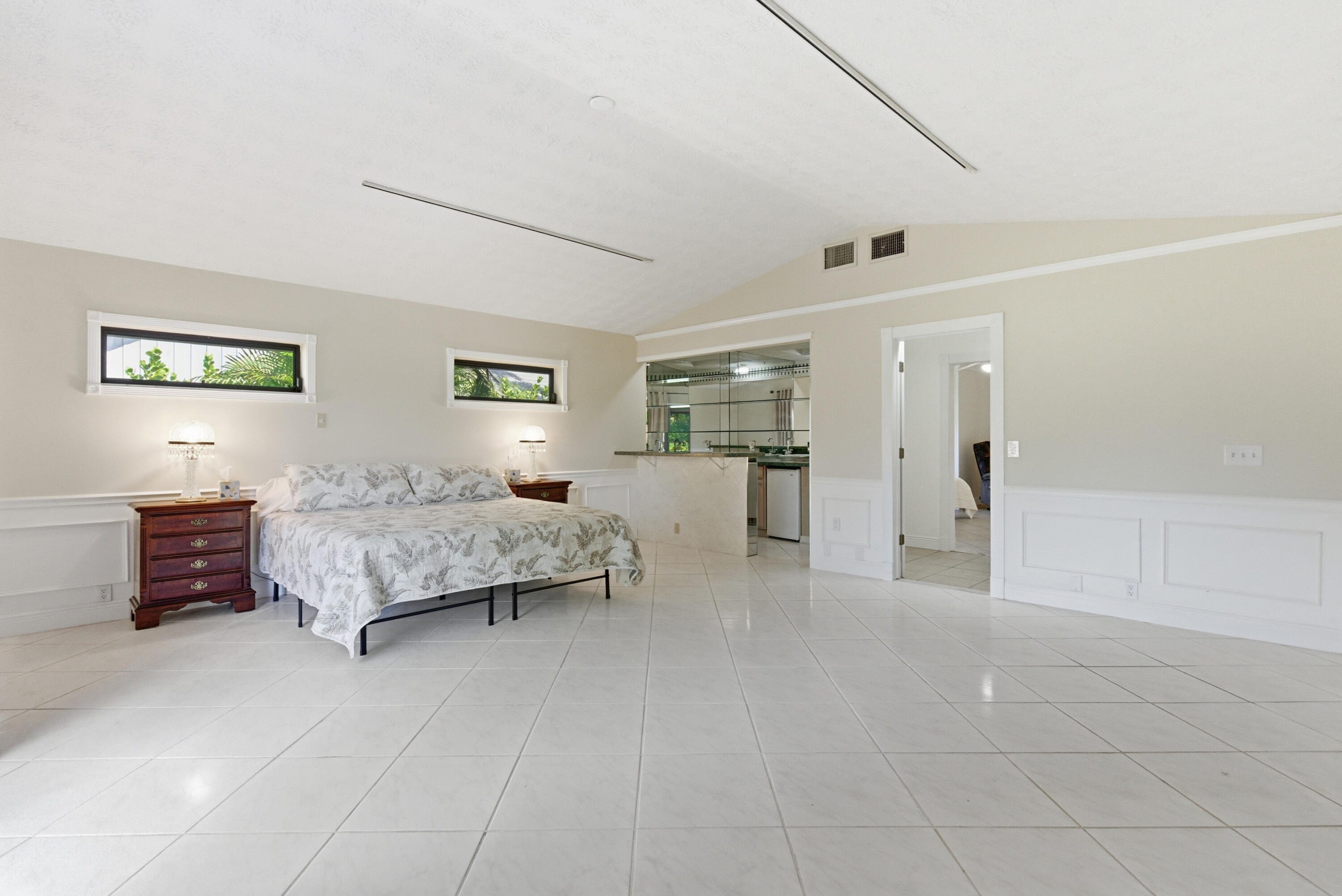 5151 Southeast Burning Tree Circle Stuart, FL 34997 - Photo 23 of 74 5151_SE_Burning_Tree_Cir_037