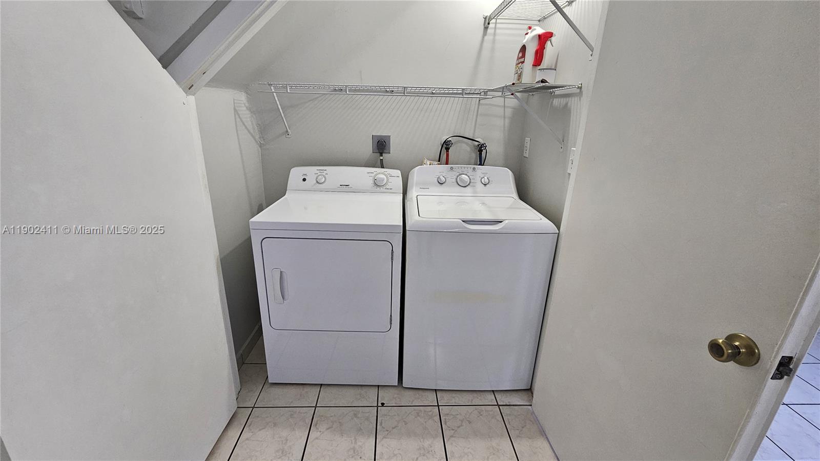 8079 Northwest 8th Street, Unit 9 Miami, FL 33126 - Photo 13 of 42