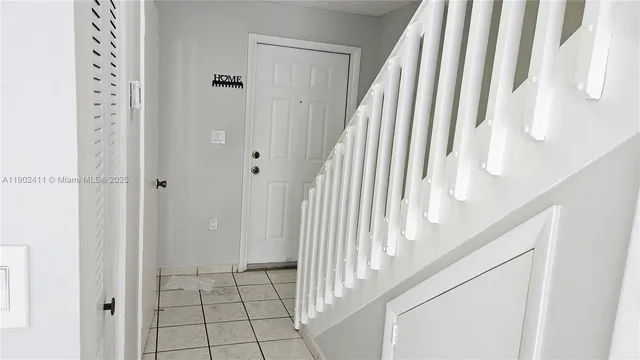 $2,400 | 8079 Northwest 8th Street, Unit 9, Miami, FL 33126