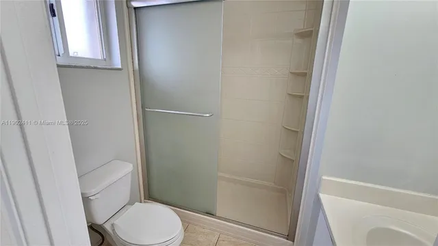 $2,400 | 8079 Northwest 8th Street, Unit 9, Miami, FL 33126