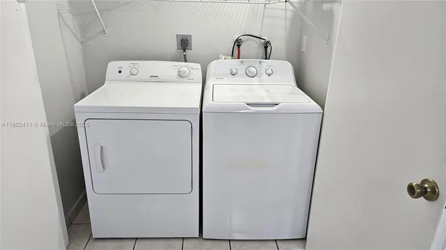 $2,400 | 8079 Northwest 8th Street, Unit 9, Miami, FL 33126