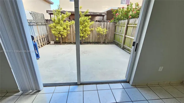 $2,400 | 8079 Northwest 8th Street, Unit 9, Miami, FL 33126