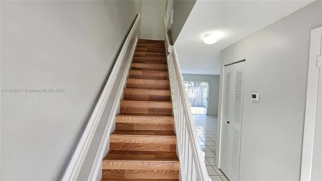 $2,400 | 8079 Northwest 8th Street, Unit 9, Miami, FL 33126