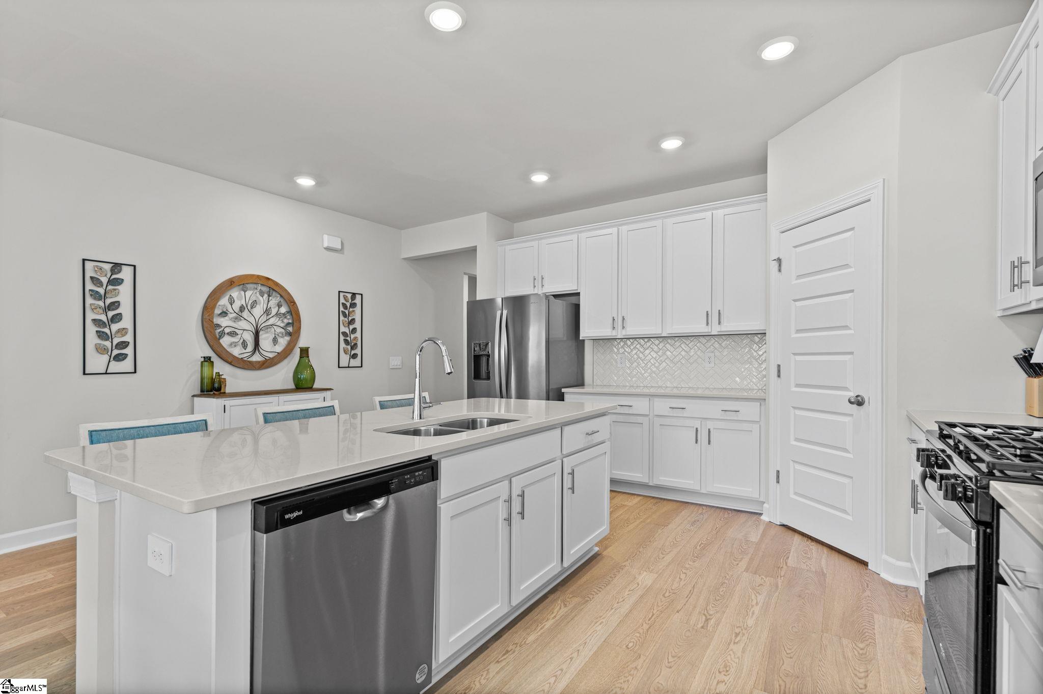 110 Granby Trail Easley, SC 29642 - Photo 6 of 37