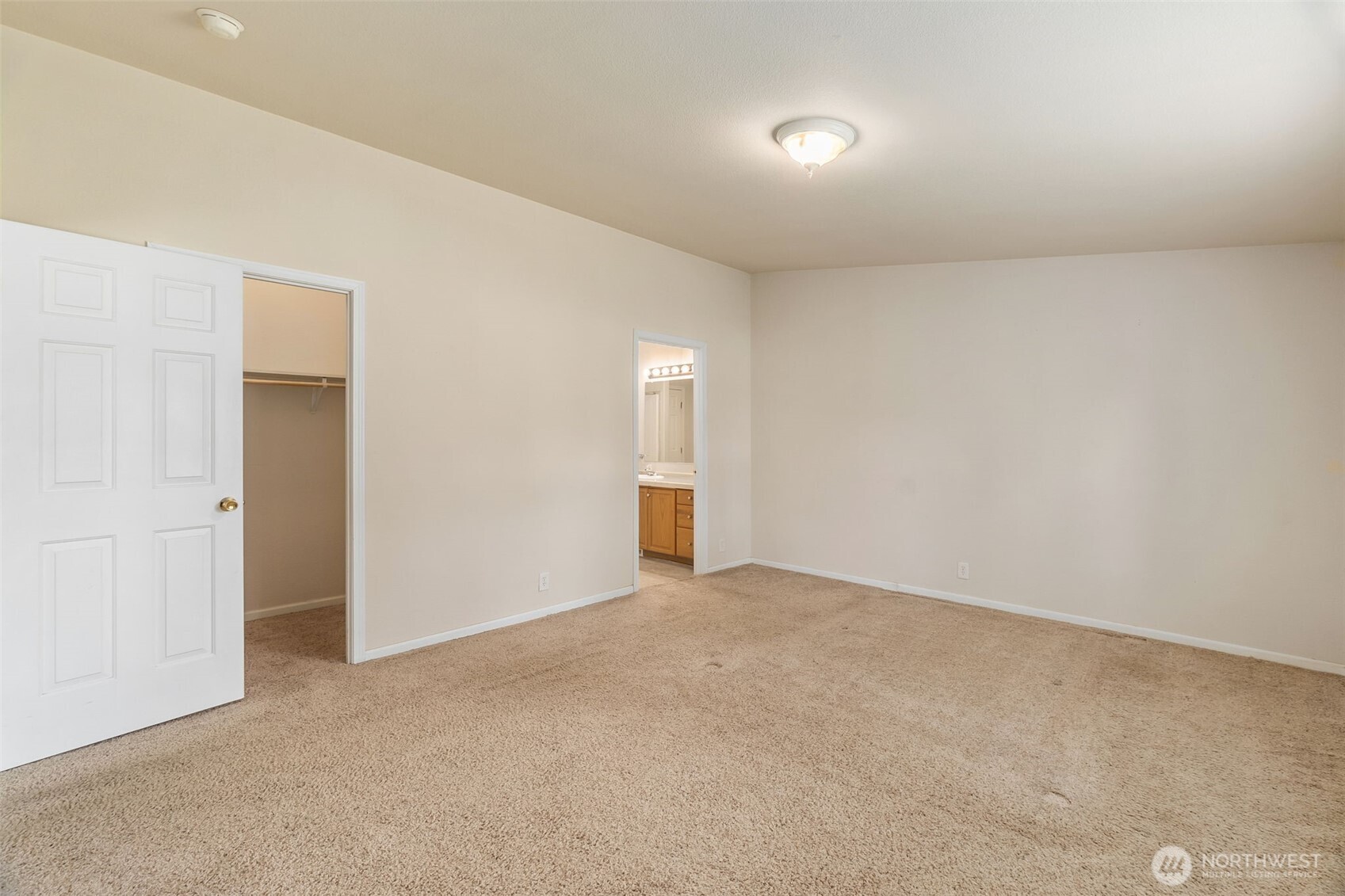 271 Romerman Road, Unit 22 Chehalis, WA 98532 - Photo 17 of 27 a view of an empty room