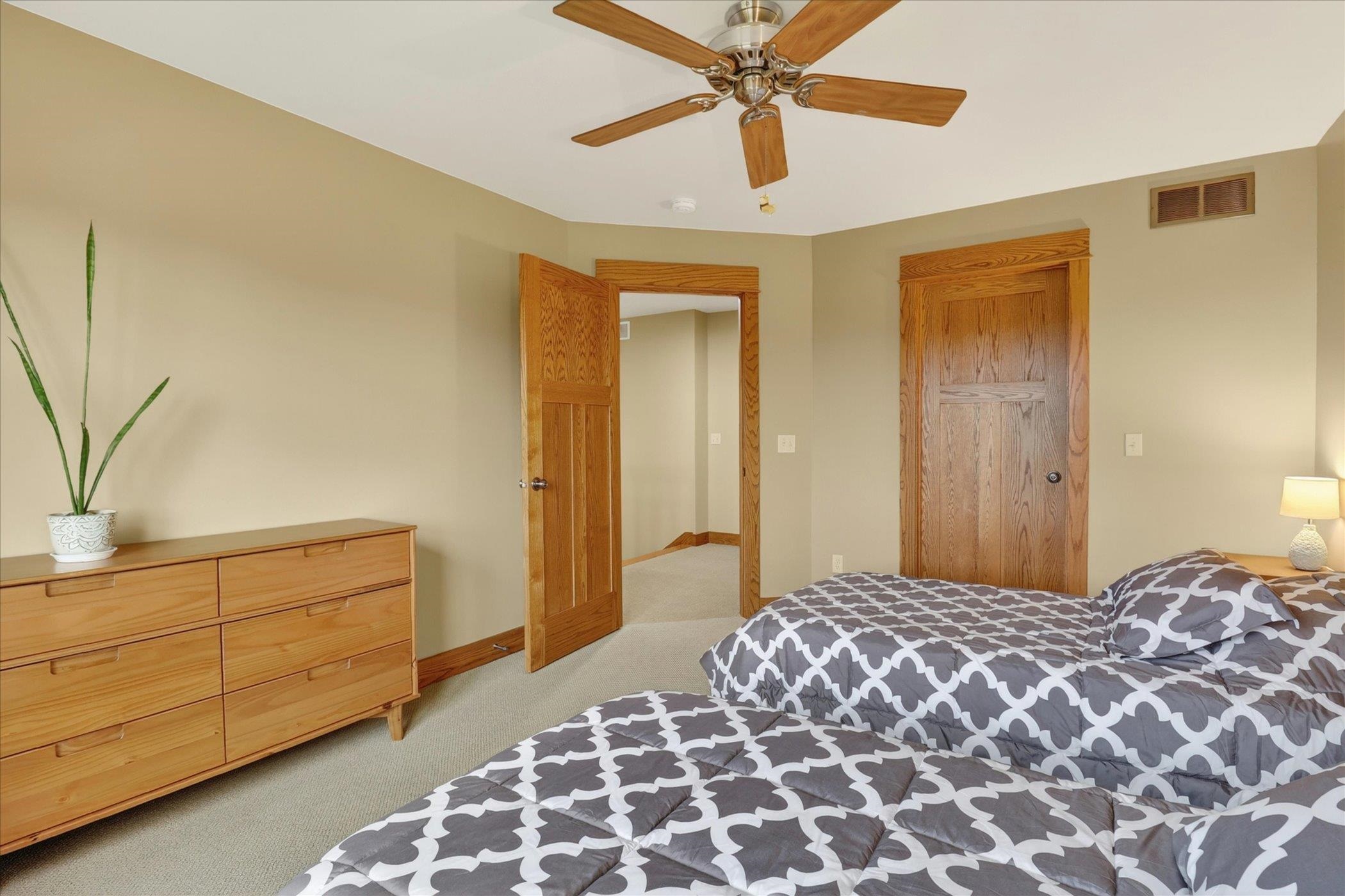 W6383 Hackbarth Road Fort Atkinson, WI 53538 - Photo 25 of 54
