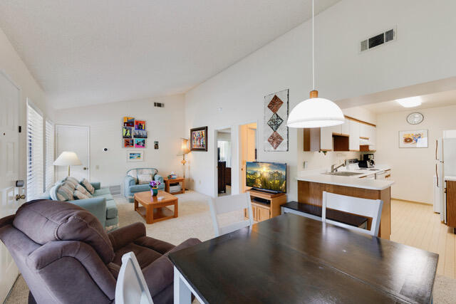 1150 East Amado Road, Unit 8A2 Palm Springs, CA 92262 - Photo 13 of 21 dining area