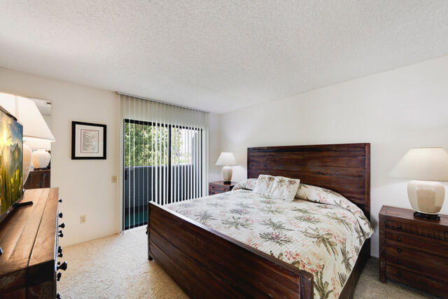 1150 East Amado Road, Unit 8A2 Palm Springs, CA 92262 - Photo 14 of 21 king size bed fits